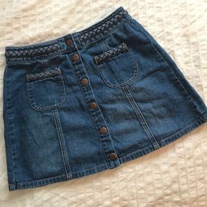 Kendall & Kylie button down denim skirt